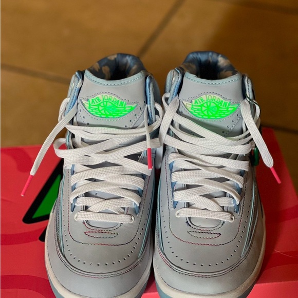 J. Balvin x Air Jordan 2 Retro - Picture 3 of 4